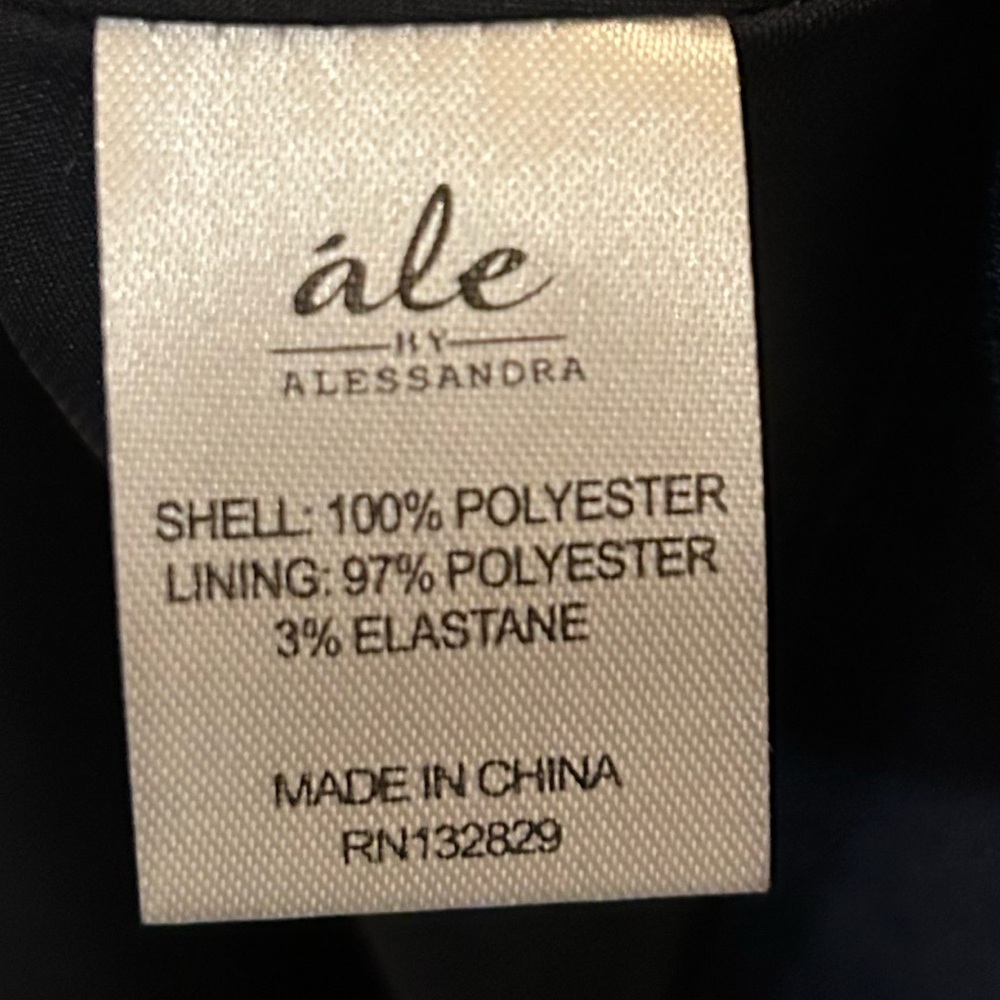 LBD ALE BY ALESSANDRA Elegant Black Mini Dress - Picture 5 of 5